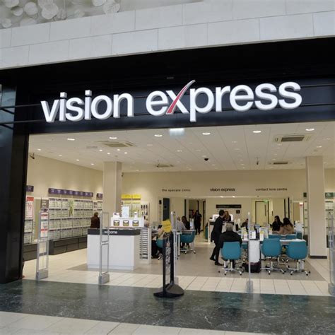 vision express bluewater opening times.